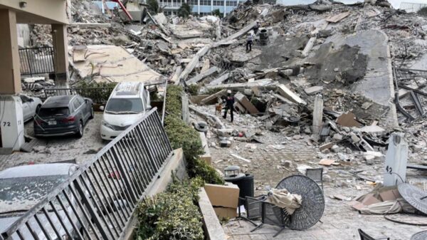 Aumenta a 78 los muertos tras derrumbe en edificio en Florida