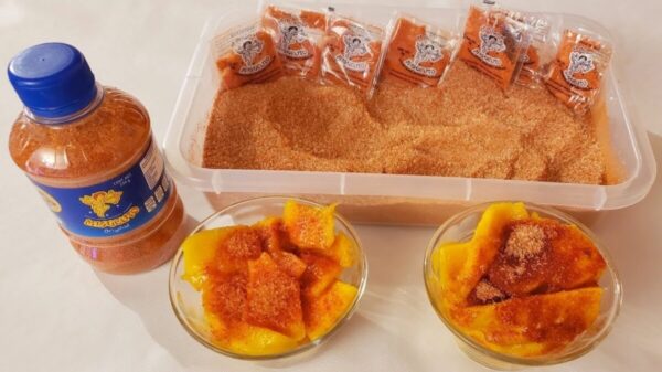 Un hombre estadounidense que compró el popular chile en polvo Miguelito, se viraliza en Internet, luego de que preguntara cómo se utilizaba la golosina