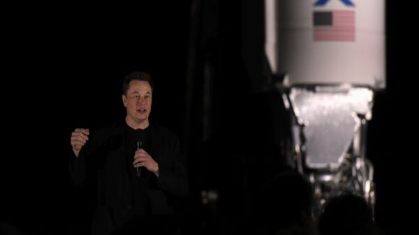 La NASA dio a conocer que este viernes que escogió a SpaceX para un viaje a la gélida luna Europa de Júpiter