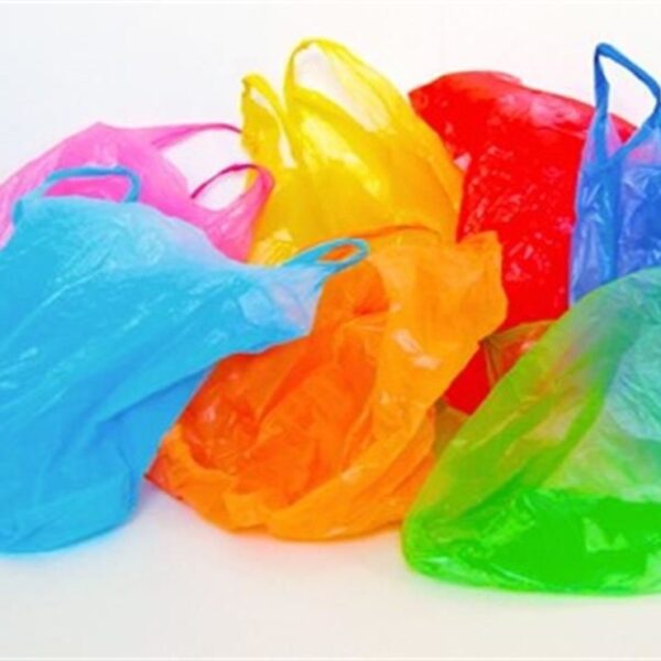 Uno de los mayores problemas medioambientales a los que se enfrenta nuestro planeta es a lo mucho que contamina la basura, especialmente el plástico