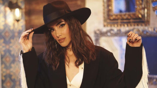Sandra Echeverría lanza nuevo sencillo “¿Por qué te vas?