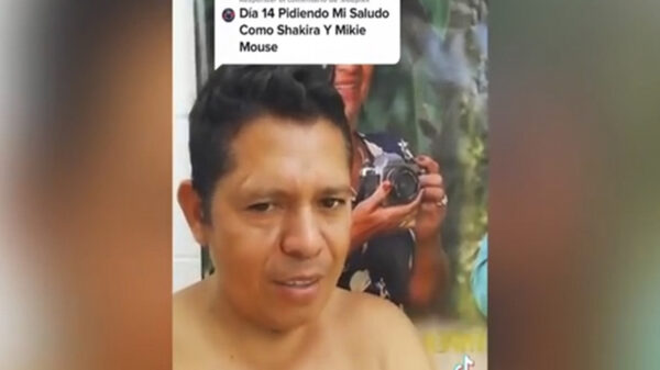 En TikTok el usuario Juan Carlos Domínguez, gana popularidad al cantar igual que Shakira