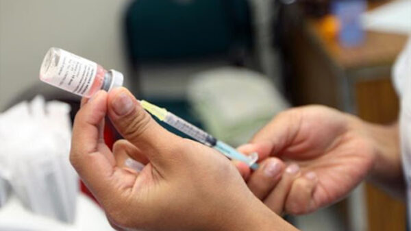  IMSS exhorta a la población a que siga con la vacunación