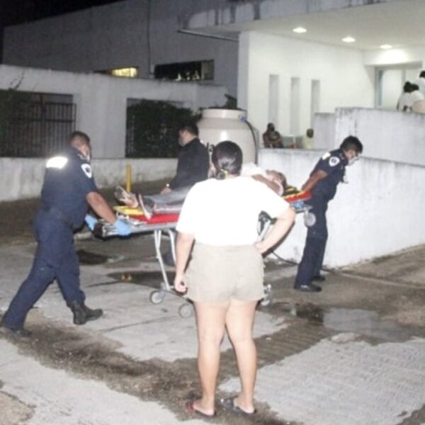 Mujer se corta las venas por problemas legales con sus familiares en comisaría de Panabá