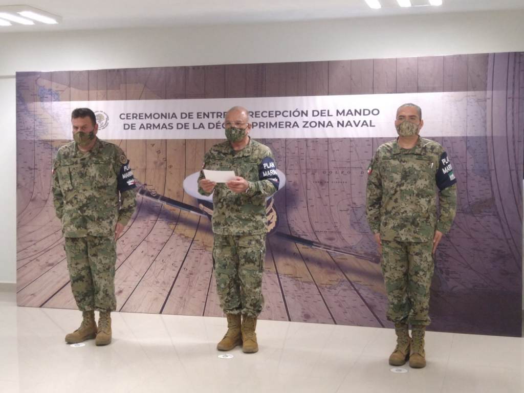 Realizan cambio de mando en la Décimo Primera Zona Naval; fue presentado el vicealmirante José Ricardo Gómez Meillón.