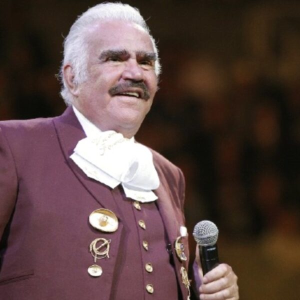 Vicente Fernández es operado de emergencia tras terrible caída