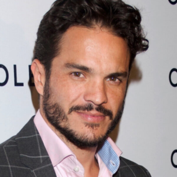 ¡El miedo no anda en Kuno! El actor recibe la primera dosis contra el Covid-19