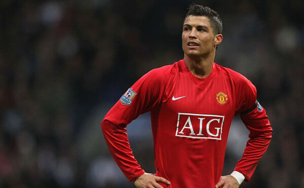 Cristiano Ronaldo pasa reconocimiento médico con el Manchester United