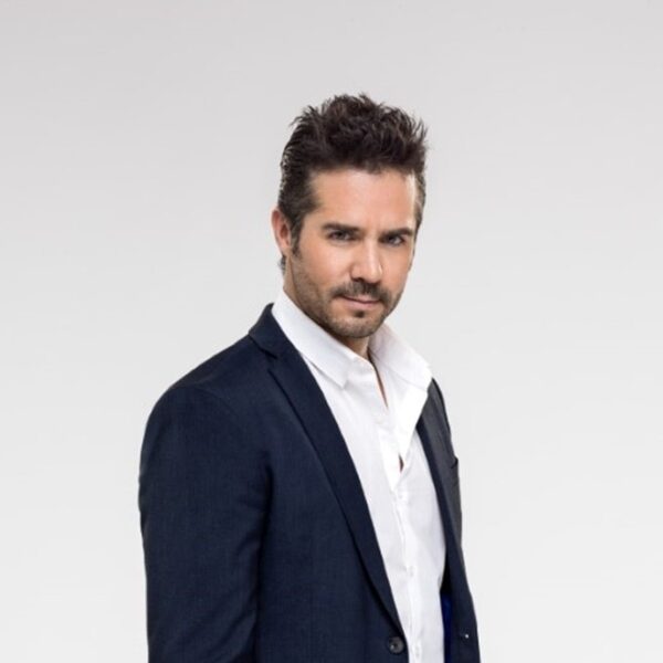 Ella es la guapa conductora que robó el corazón de José Ron