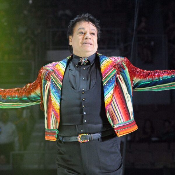 Destaparán video íntimo de Juan Gabriel
