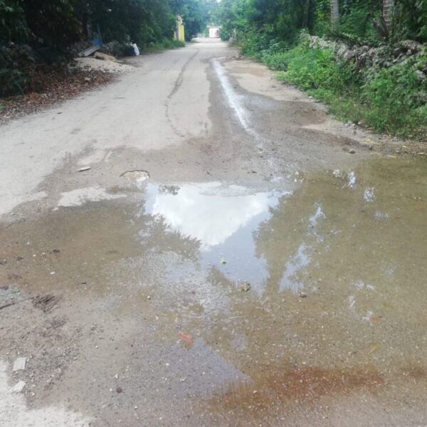 Reportan fuga de agua en calles de la alcaldía de Ignacio ZaragozaReportan fuga de agua en calles de la alcaldía de Ignacio Zaragoza