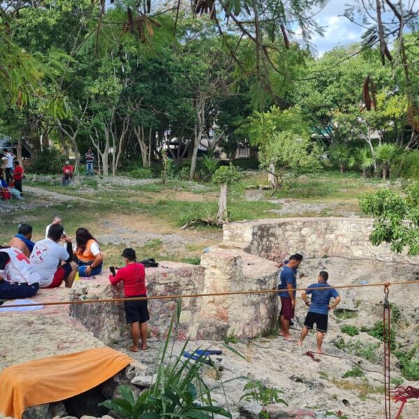 Onésimo continúan desaparecido dentro de un cenote en Cancún