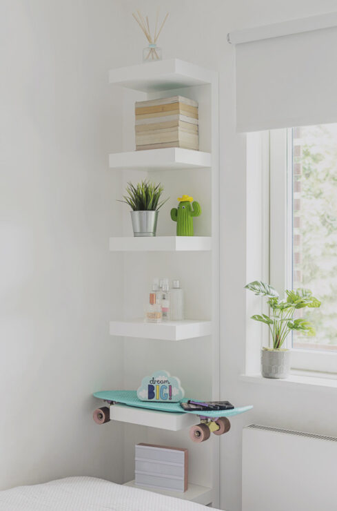 Tips para distribuir muebles en una pequeña habitación; puede ser todo un reto cuando se trata de su decoración, pero aquí te damos una guía.