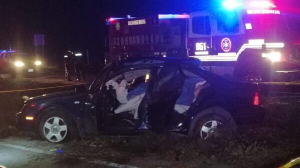 Se impacta autobús de ADO y un Jetta y mueren dos personas