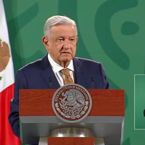 Difícil encontrar funcionarios públicos sin relación con neoliberalismo: AMLO