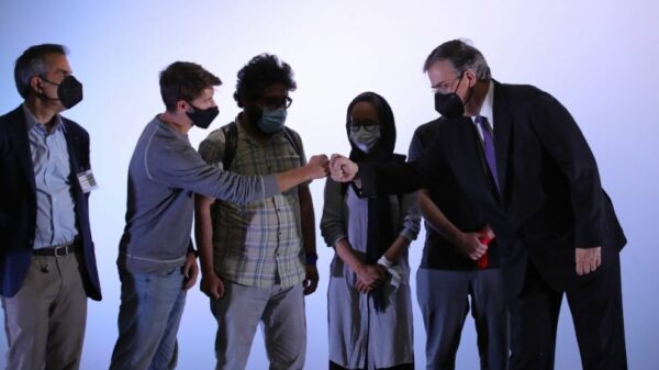 Rescata México a periodistas del NYT atrapados en Afganistán