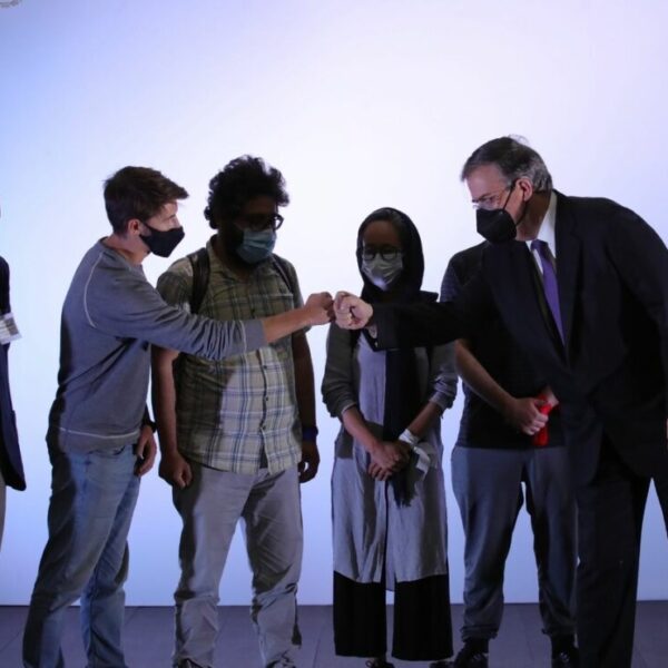 Rescata México a periodistas del NYT atrapados en Afganistán