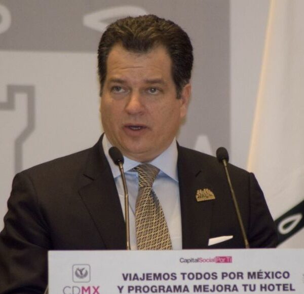 Va Interpol por Alemán Magnani; es acusado de fraude fiscal