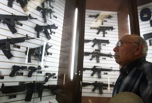 Acepta EU litigio de México contra fabricantes de armas