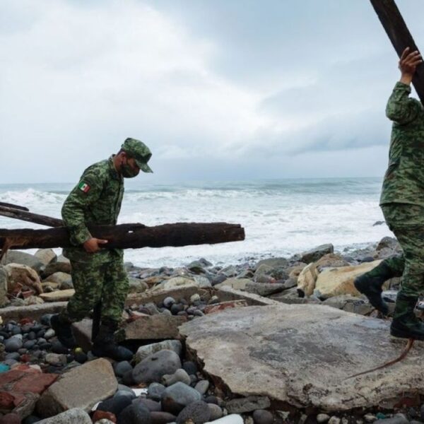 Por huracán Grace suspenden actividades laborales y educativas en Campeche