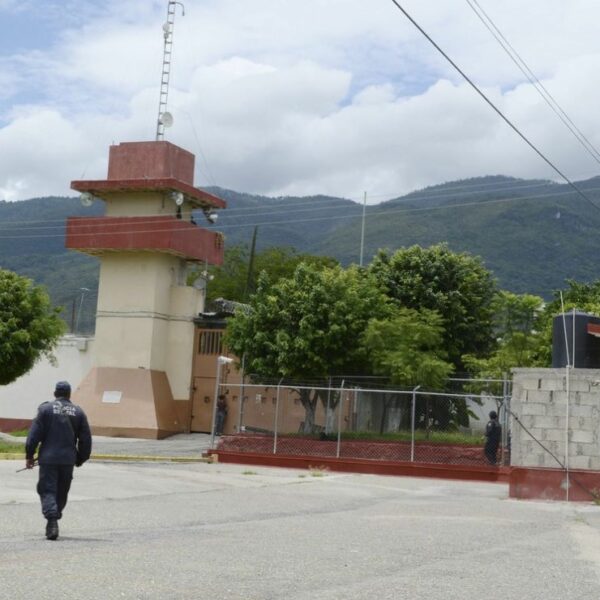 Muere interno en Cereso de Chilpancingo; familiares acusan negligencia