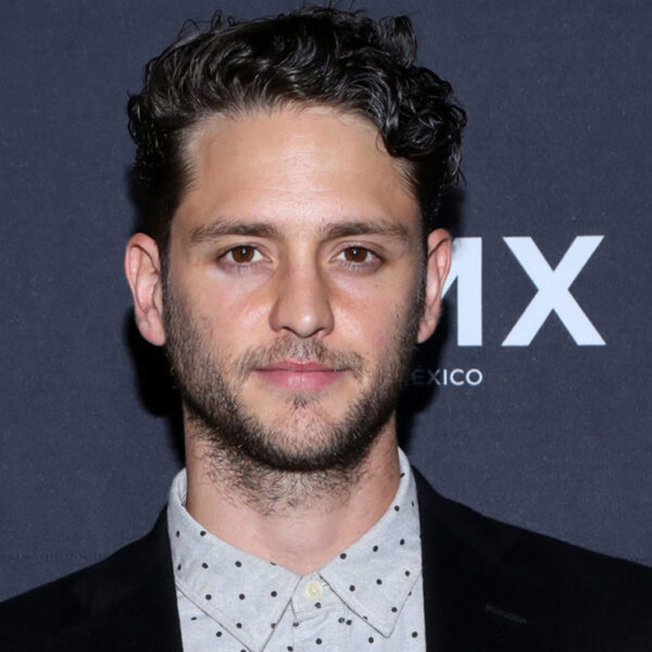 Christopher Von Uckermann responde a las criticas por ser "antivacunas"