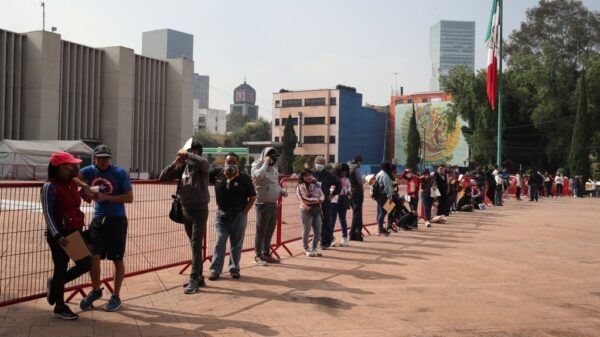 La tercera ola se desata: casi 25 mil contagios en un día