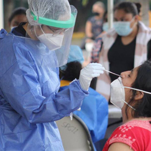 ¡En alerta! Reportan en Tabasco más de mil casos diarios de covid-19