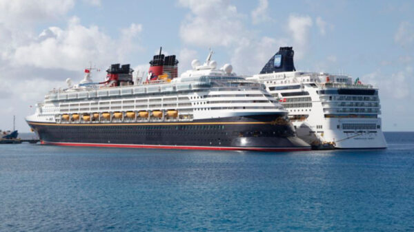 Con medidas de protección sanitaria se reactivó el turismo de cruceros en Quintana Roo