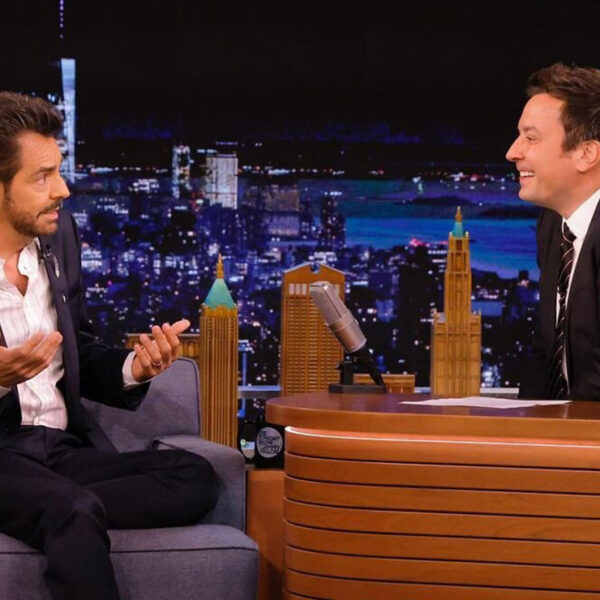 Eugenio Derbez confiesa con Jimmy Fallon que no toman en serio su carrera