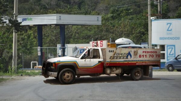 Busca gobierno garantizar suministro de gas LP: AMLO