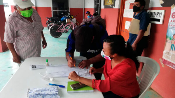 El INPI recaba firmas pro iniciativa de derechos indígenas