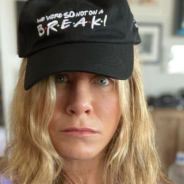 Jennifer Aniston se aleja de “Friends” por no vacunarse contra el Covid-19