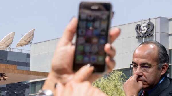 Sabía Calderón del espionaje Pegasus, un correo lo delata