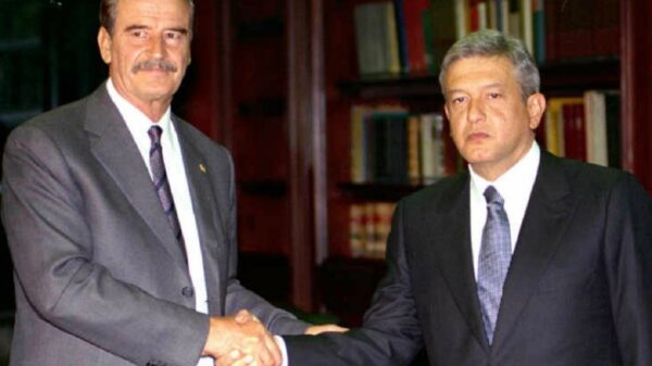 Desea AMLO pronta recuperación al expresidente Fox; “Chente” agradece