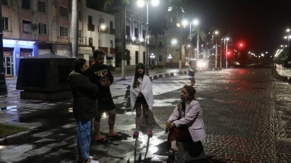 Sismo de 4.9 se percibe en 23 municipios de Veracruz Fotos: FÉLIX MÁRQUEZ.