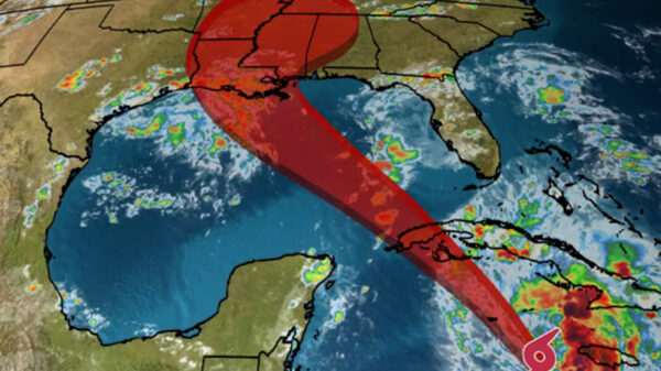 Ida ya es tormenta tropical y amenaza a Quintana Roo