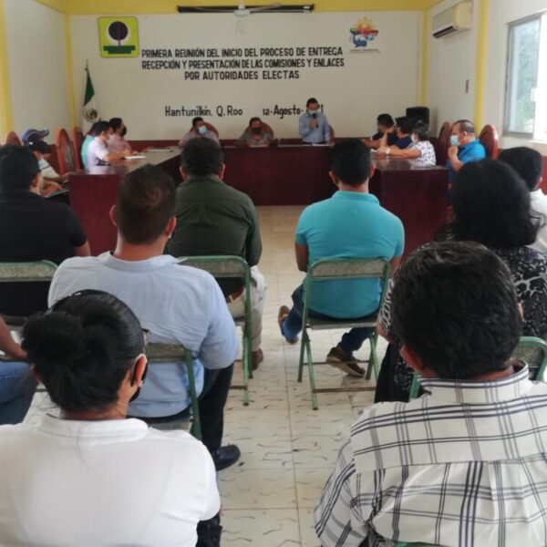 Trabajan autoridades para la entrega-recepción en Lázaro Cárdenas.