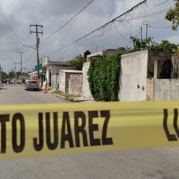 Cancún: Hallan cadáver enmaletado en la Supermanzana 75 (VIDEO).