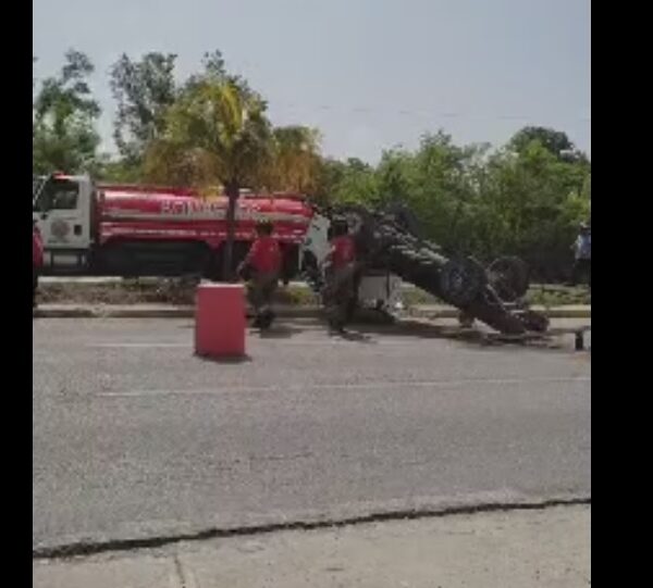 Caos vial en el Bulevar Colosio por dos percances automovilísticos (VIDEO).