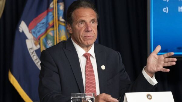 Presentan primera denuncia penal contra Andrew Cuomo, gobernador de Nueva York