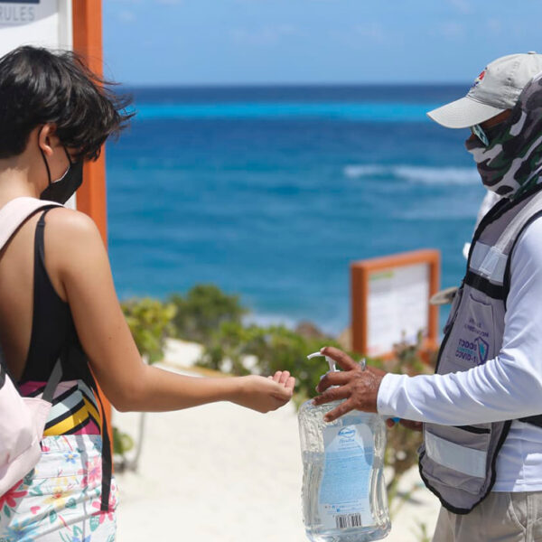 Cancún se recupera tras el paso de Grace y mantiene su liderazgo