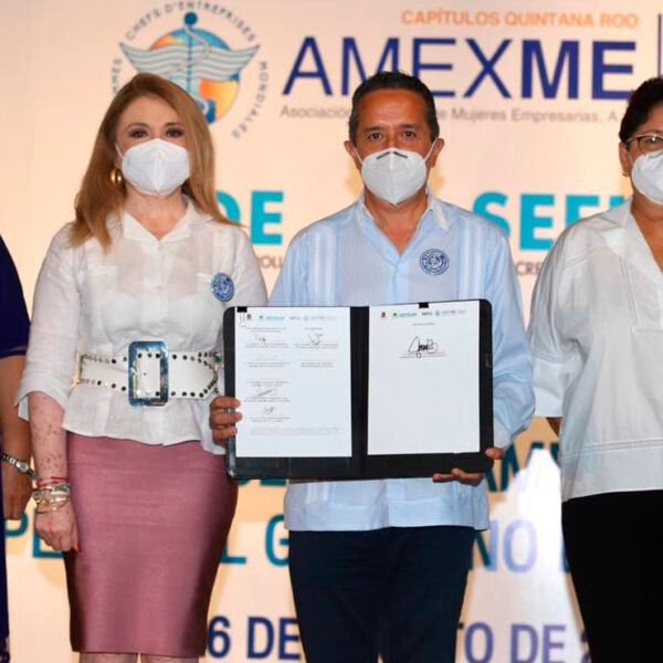 La política de equidad de género es una realidad en Quintana Roo: Carlos Joaquín