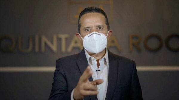 La decisión del retorno presencial a las escuelas será voluntaria, tanto de padres de familia y de los planteles