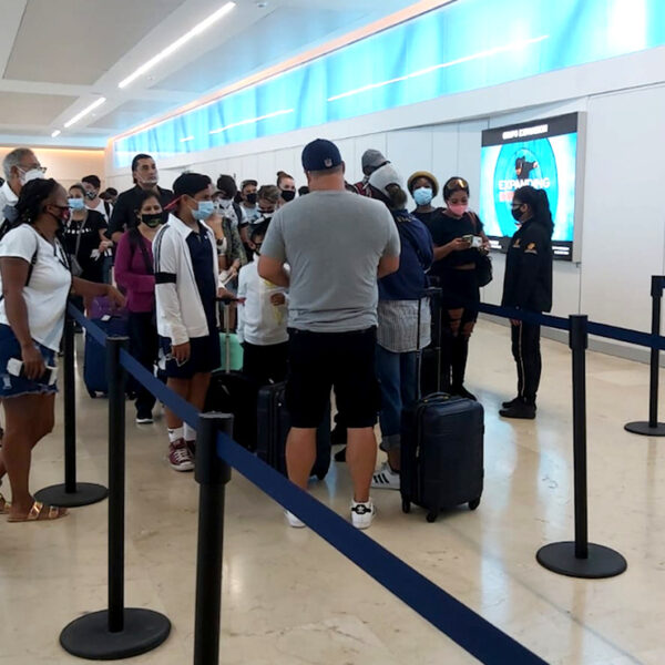 Hubo 130 cancelaciones de vuelos en Aeropuerto de Cancún por Grace
