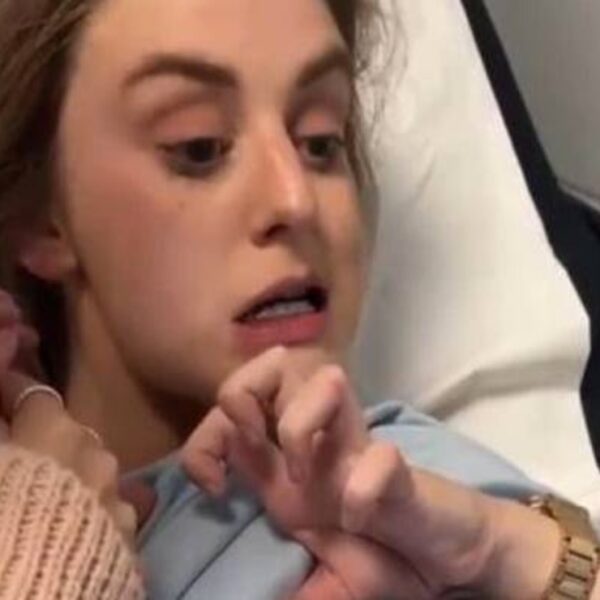 Una joven residente de Essex, Inglaterra, quedó paralizada tras beber el trago que le ofreció un hombre en el bar