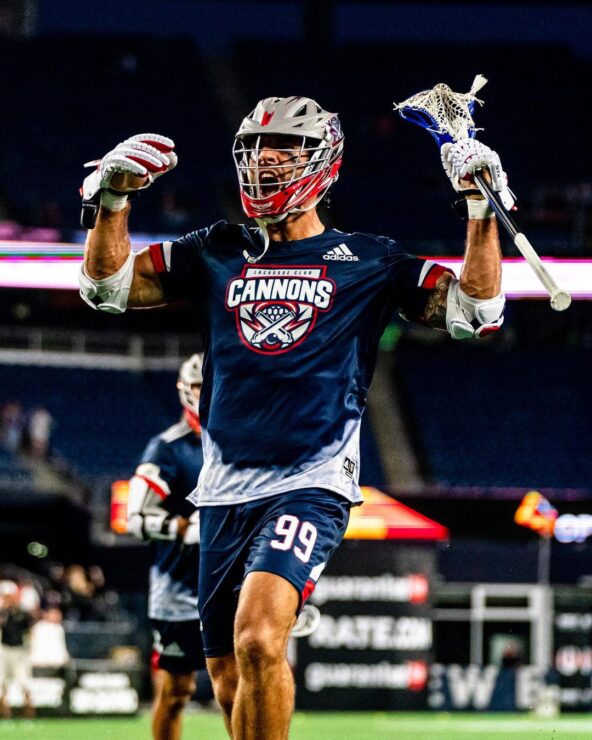 Eiza González le dio el "Sí" a Paul Rabil a 6 meses de noviazgo