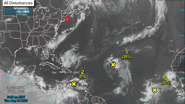 Quintana Roo: Mantienen bajo vigilancia fenómenos meteorológicos en el Atlántico y El Caribe.
