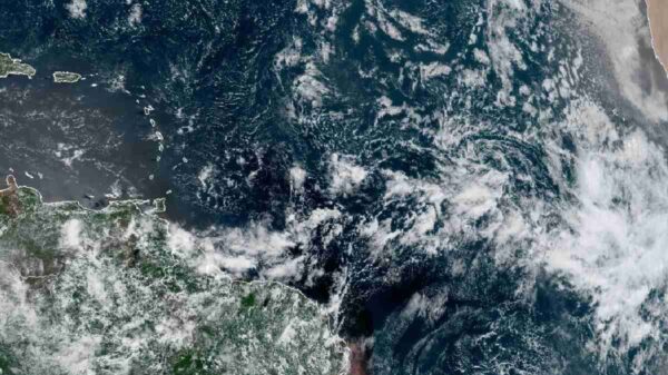 Protección Civil de Quintana Roo vigila dos zonas de inestabilidad