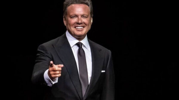 ¡Luis Miguel estaría estrenando romance!